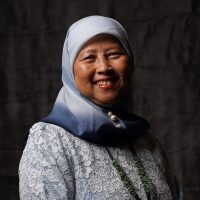 Etty Saringendyanti